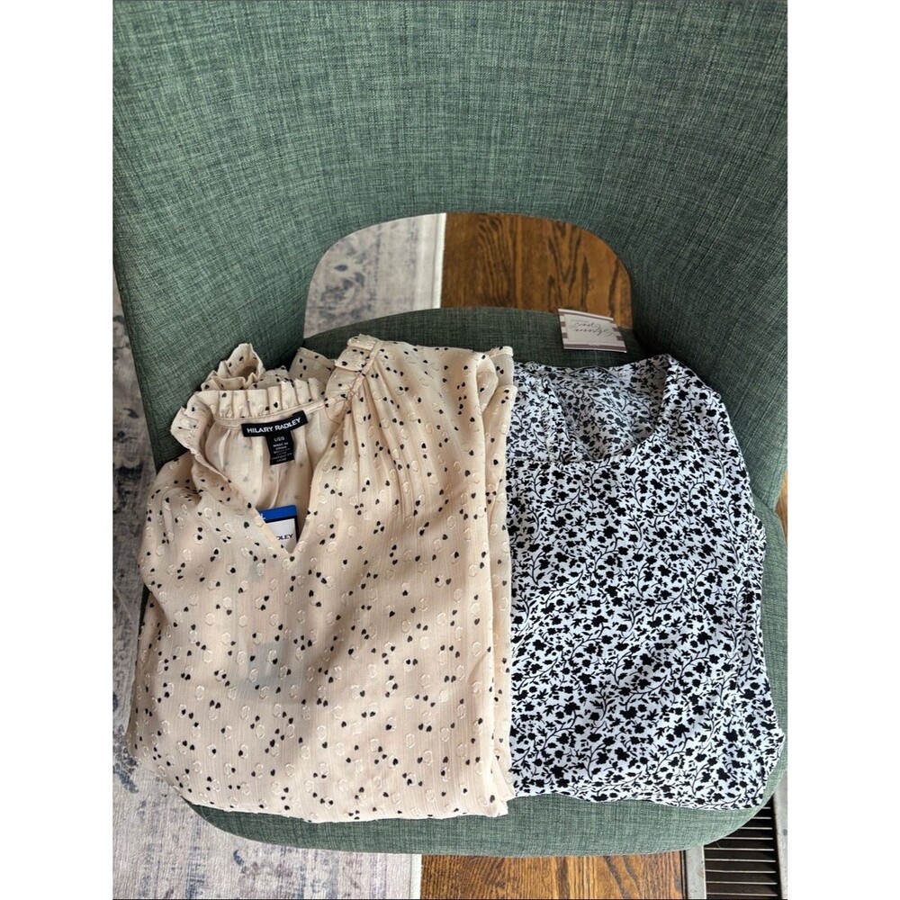 Set of 2 women’s blouses long sleeve flowy work career dressy large New w tags!